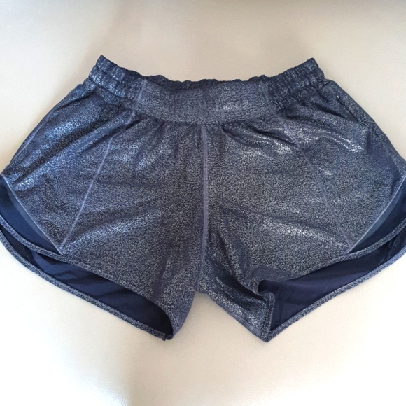 lululemon athletica Pants - Lululemon iridescent short shorts